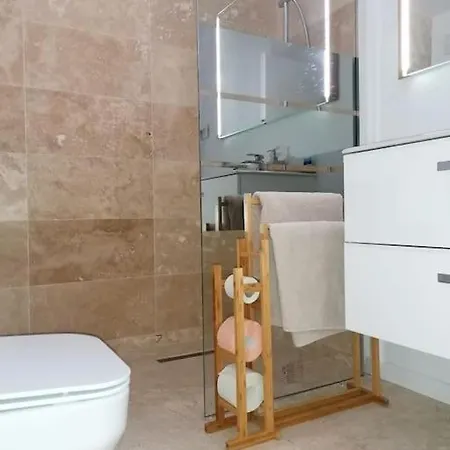 Breeze Way Apartment, 10 Metri De Plaja Navodari Exterior photo