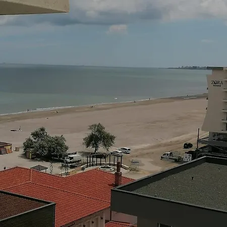 Breeze Way Apartment, 10 Metri De Plaja Navodari Exterior photo